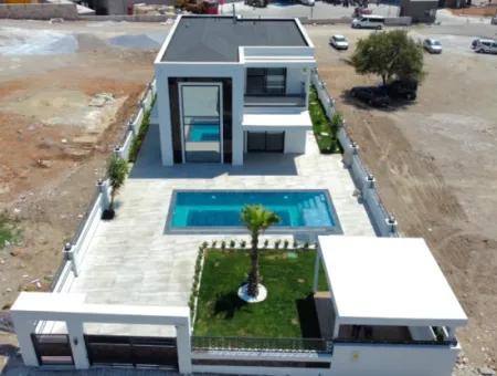 Didim Efeler Müstakil 4+1 Villa