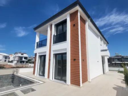 Didim'de Satılık Müstakil Villa Havuzlu 3+1